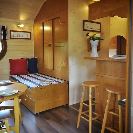Les De La Petite Sapiniere Holiday home Voussac