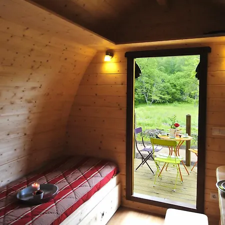 Holiday home Les De La Petite Sapiniere *