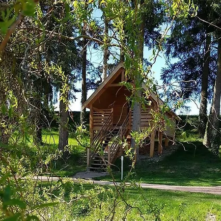 Holiday home Les De La Petite Sapiniere *