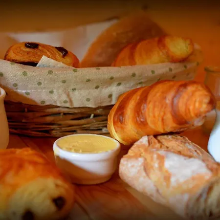 Les De La Petite Sapiniere
