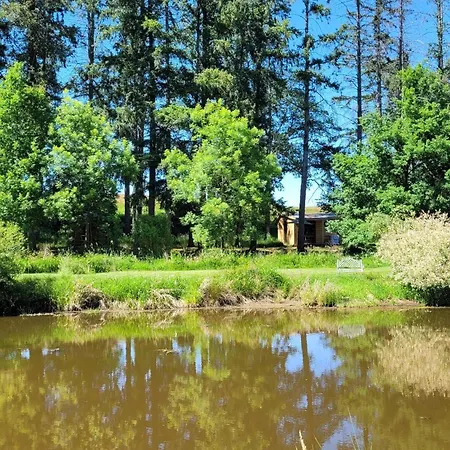 Holiday home Les De La Petite Sapiniere